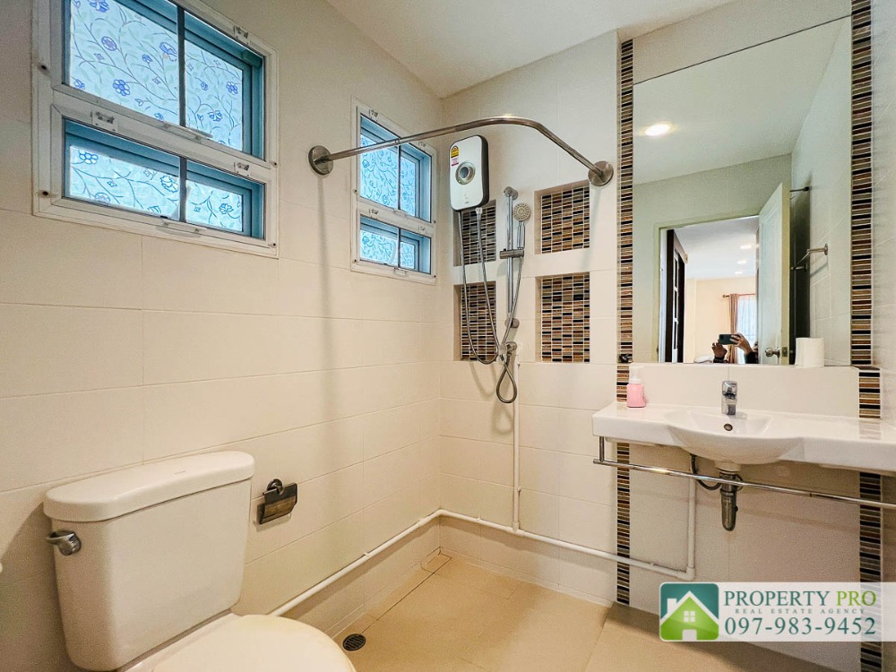 For SaleHouseChaengwatana, Muangthong : House for Sale at Life Bangkok Boulevard Chaengwattana, 4 bedroom 54 sqw 207 sqm Near Sri Saman, Don Mueang, Impact Arena : EL24S-019