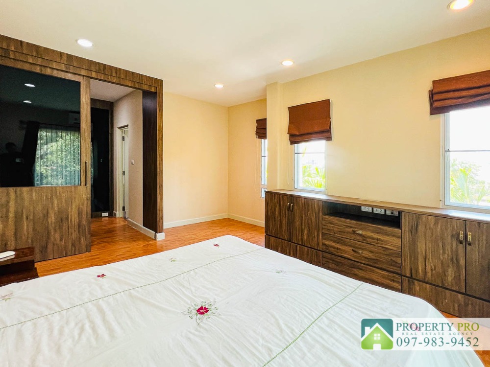 For SaleHouseChaengwatana, Muangthong : House for Sale at Life Bangkok Boulevard Chaengwattana, 4 bedroom 54 sqw 207 sqm Near Sri Saman, Don Mueang, Impact Arena : EL24S-019