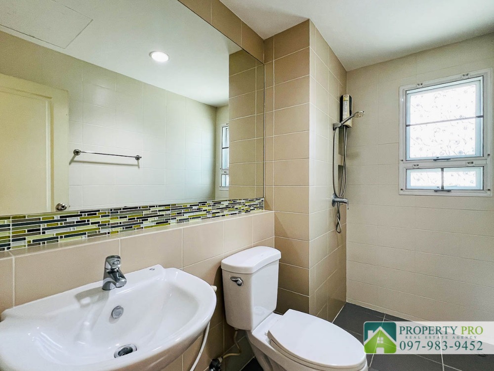 For SaleHouseChaengwatana, Muangthong : House for Sale at Life Bangkok Boulevard Chaengwattana, 4 bedroom 54 sqw 207 sqm Near Sri Saman, Don Mueang, Impact Arena : EL24S-019