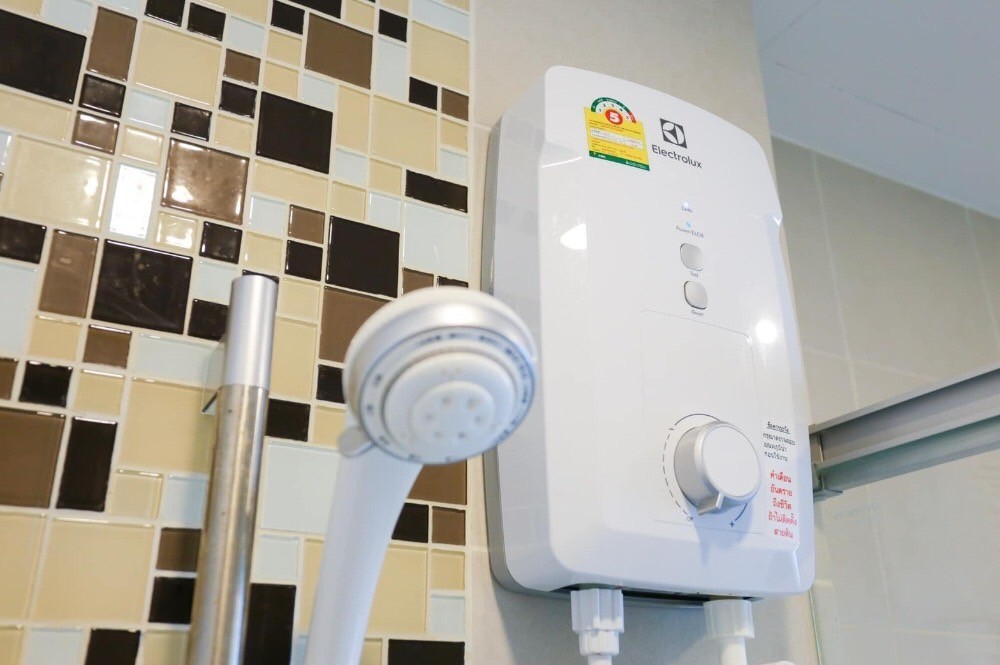 For SaleCondoThaphra, Talat Phlu, Wutthakat : ✅ S-SPST104 ✅ Line : @p2nproperty