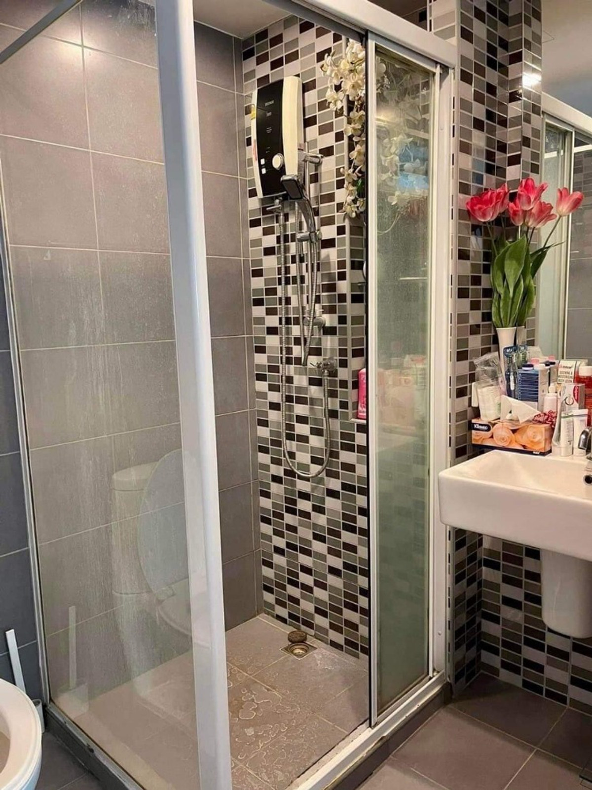 For RentCondoRamkhamhaeng, Hua Mak : ✅ DCR117 ✅ Line : @p2nproperty