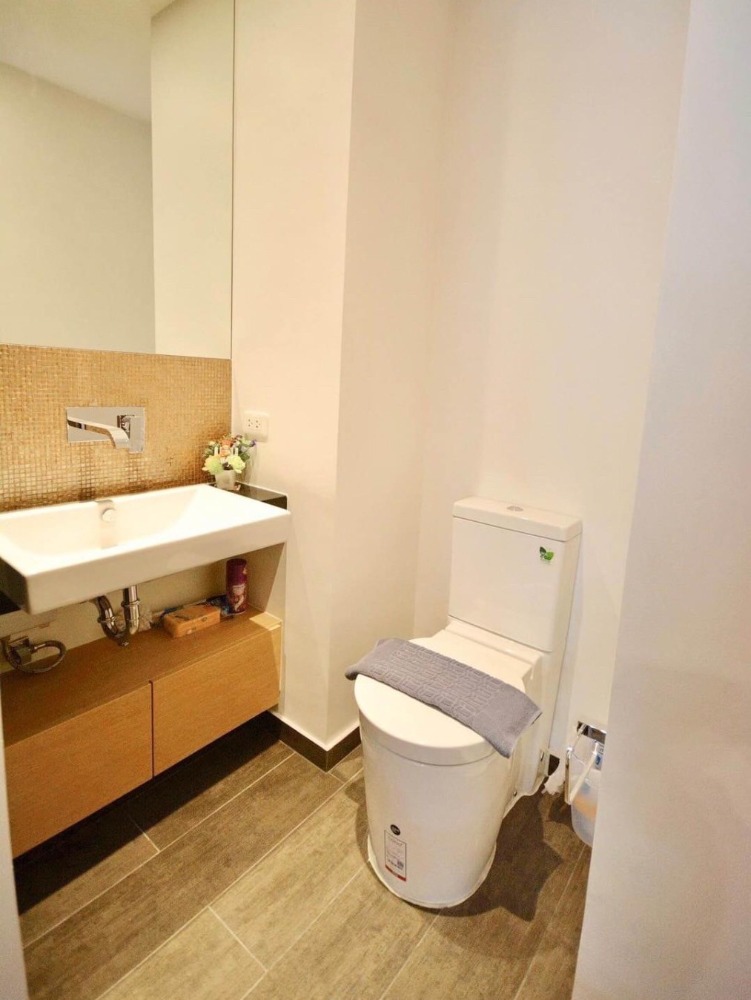 For SaleCondoSukhumvit, Asoke, Thonglor : S-TLE103 for sale The Loft Ekkamai, 7th floor, city view, 33 sq m., 1 bedroom, 1 bathroom, 5.7 million 064-959-8900