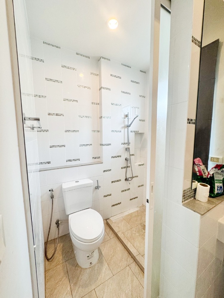 For SaleTownhomePathum Thani,Rangsit, Thammasat : Townhome for sale, Foret Lam Luk Ka-Khlong 5, 2 floors, 3 bedrooms, 2 bathrooms, 17.1 sqw, very new condition, next to the motorway.