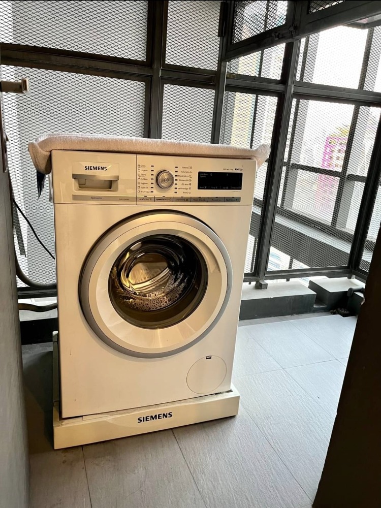 ให้เช่าคอนโดสาทร นราธิวาส : High Floor , The Bangkok Sathon 1bed 61 sqm Fullyfurnish 45,000-