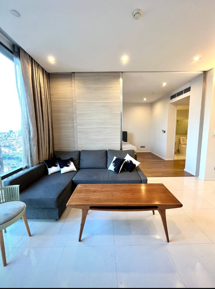 ให้เช่าคอนโดสาทร นราธิวาส : High Floor , The Bangkok Sathon 1bed 61 sqm Fullyfurnish 45,000-