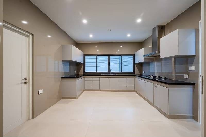 ขายบ้านพัฒนาการ ศรีนครินทร์ : 🔥🔥 𝐅𝐎𝐑 𝐒𝐀𝐋𝐄 : 𝐍𝐎𝐇𝐎.𝟒!!  𝐏𝐫𝐢𝐜𝐞  𝟓𝟗𝐦𝐛, 𝟒 𝐁𝐞𝐝𝐬 𝟓 𝐁𝐚𝐭𝐡𝐬 𝟑 𝐏𝐚𝐫𝐤𝐢𝐧𝐠,  𝟒𝟗𝟓𝐬𝐪𝐦 : 𝐁𝐞𝐬𝐭 𝐏𝐫𝐢𝐜𝐞 !! 𝐍𝐚𝐫𝐚𝐬𝐢𝐫𝐢 กรุงเทพกรีฑา ☎️ 𝟎𝟗𝟓𝟗𝟒𝟏𝟓𝟗𝟗𝟗