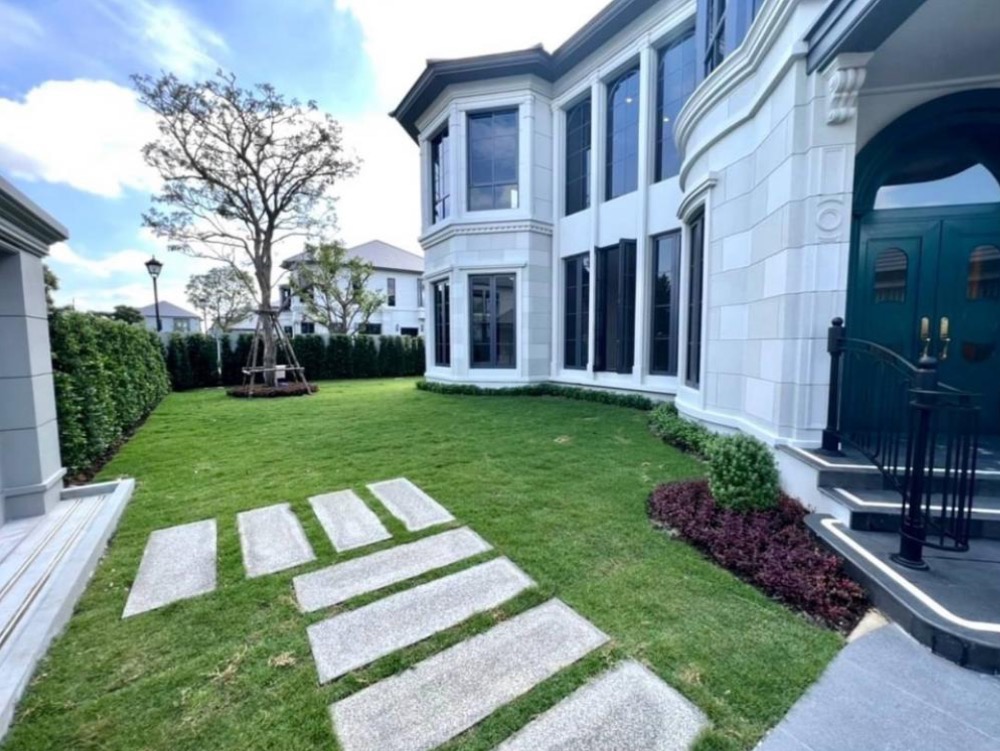 ขายบ้านพัฒนาการ ศรีนครินทร์ : 🔥🔥 𝐅𝐎𝐑 𝐒𝐀𝐋𝐄 : 𝐍𝐎𝐇𝐎.𝟒!!  𝐏𝐫𝐢𝐜𝐞  𝟓𝟗𝐦𝐛, 𝟒 𝐁𝐞𝐝𝐬 𝟓 𝐁𝐚𝐭𝐡𝐬 𝟑 𝐏𝐚𝐫𝐤𝐢𝐧𝐠,  𝟒𝟗𝟓𝐬𝐪𝐦 : 𝐁𝐞𝐬𝐭 𝐏𝐫𝐢𝐜𝐞 !! 𝐍𝐚𝐫𝐚𝐬𝐢𝐫𝐢 กรุงเทพกรีฑา ☎️ 𝟎𝟗𝟓𝟗𝟒𝟏𝟓𝟗𝟗𝟗