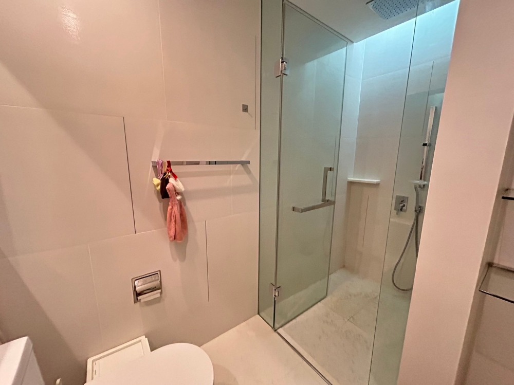 For RentCondoSathorn, Narathiwat : Luxury Room//2bed2bath 118 sqm  Fullyfurnish  Welcome Foreign 85,000-