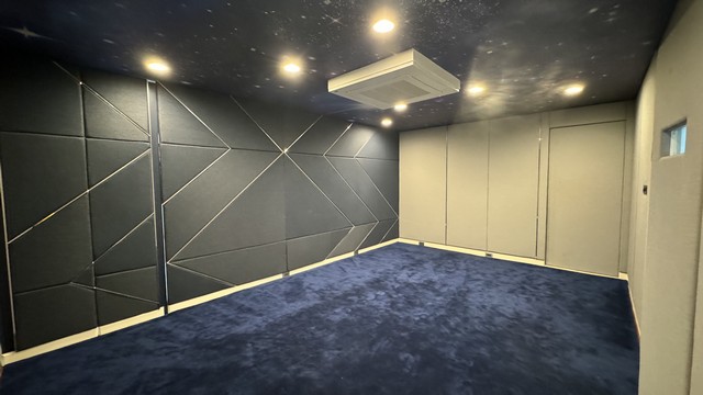 ขายโฮมออฟฟิศเลียบทางด่วนรามอินทรา : พันนา อาคารสำนักงานพร้อมที่พักอาศัย 5 ชั้น พร้อมที่จอดรถ ตกแต่งเสร็จ สวยงาม #เซ็นทรัลอีสต์วิลล์ #นาคนิวาส6 #ถนนประดิษฐ์มนูญธรรม #อาคารพาณิชย์