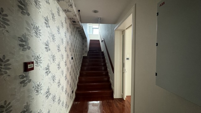 ขายโฮมออฟฟิศเลียบทางด่วนรามอินทรา : พันนา อาคารสำนักงานพร้อมที่พักอาศัย 5 ชั้น พร้อมที่จอดรถ ตกแต่งเสร็จ สวยงาม #เซ็นทรัลอีสต์วิลล์ #นาคนิวาส6 #ถนนประดิษฐ์มนูญธรรม #อาคารพาณิชย์