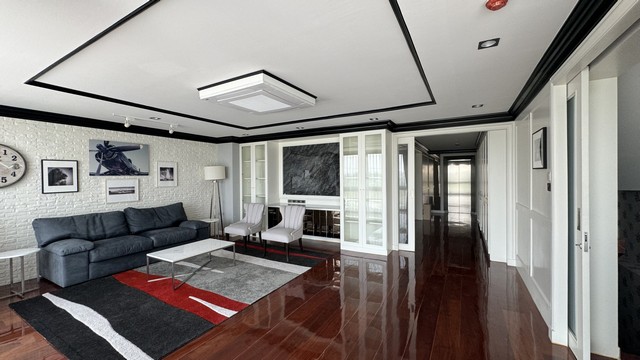 ขายโฮมออฟฟิศเลียบทางด่วนรามอินทรา : พันนา อาคารสำนักงานพร้อมที่พักอาศัย 5 ชั้น พร้อมที่จอดรถ ตกแต่งเสร็จ สวยงาม #เซ็นทรัลอีสต์วิลล์ #นาคนิวาส6 #ถนนประดิษฐ์มนูญธรรม #อาคารพาณิชย์