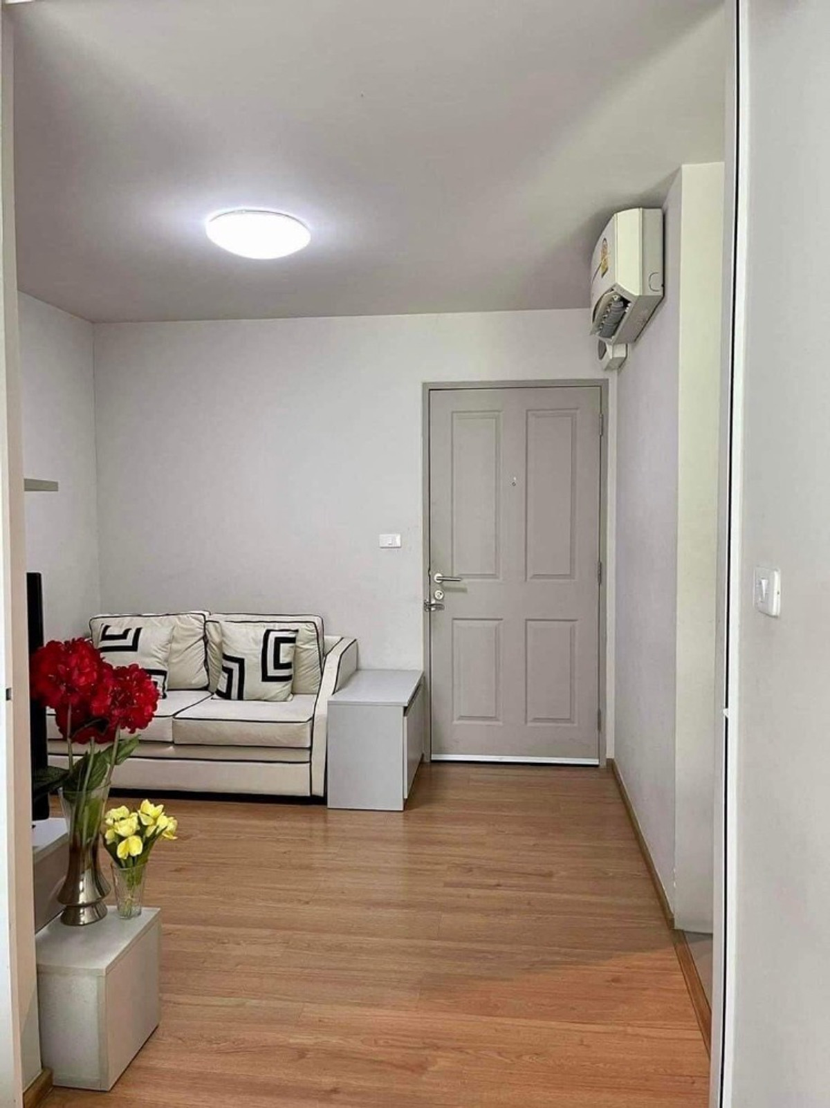 For RentCondoRamkhamhaeng, Hua Mak : ✅ DCR117 ✅ Line : @p2nproperty