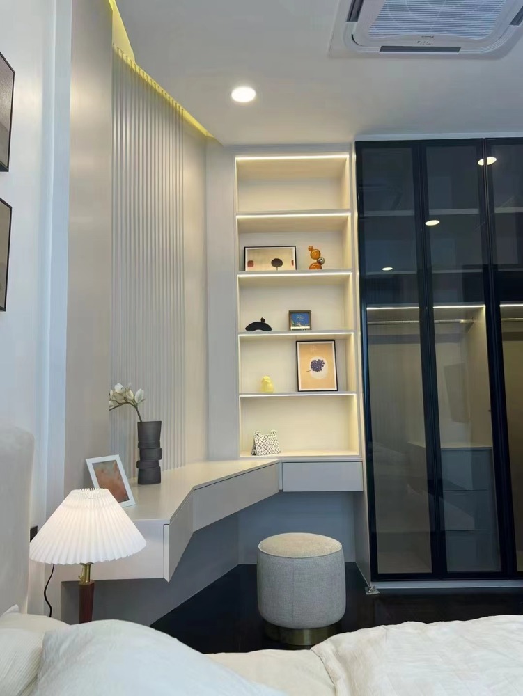 For RentHousePattanakan, Srinakarin : The Gentry pattanakarn for rent