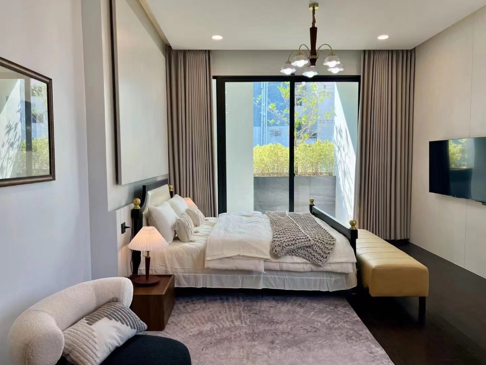 For RentHousePattanakan, Srinakarin : The Gentry pattanakarn for rent