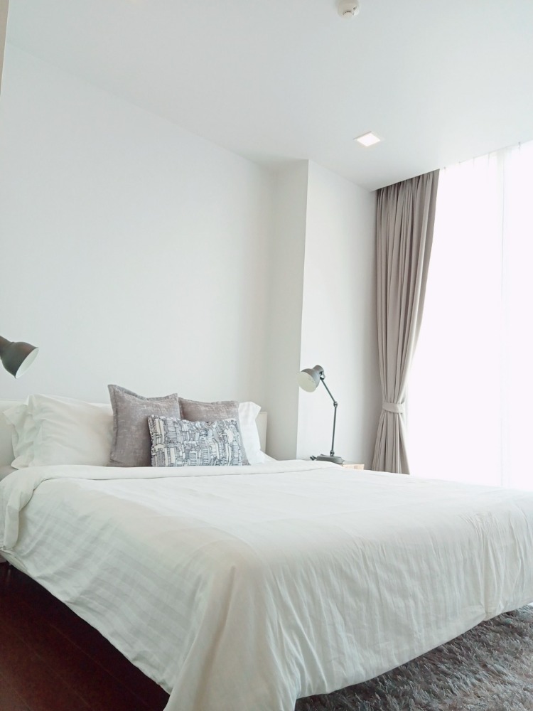 For SaleCondoNana, North Nana,Sukhumvit13, Soi Nana : For sale condo Hyde Sukhumvit 11 3 Bed hight floor (S03-1794)