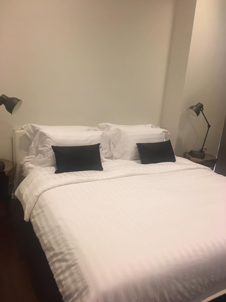 For SaleCondoNana, North Nana,Sukhumvit13, Soi Nana : For sale condo Hyde Sukhumvit 11 3 Bed hight floor (S03-1794)