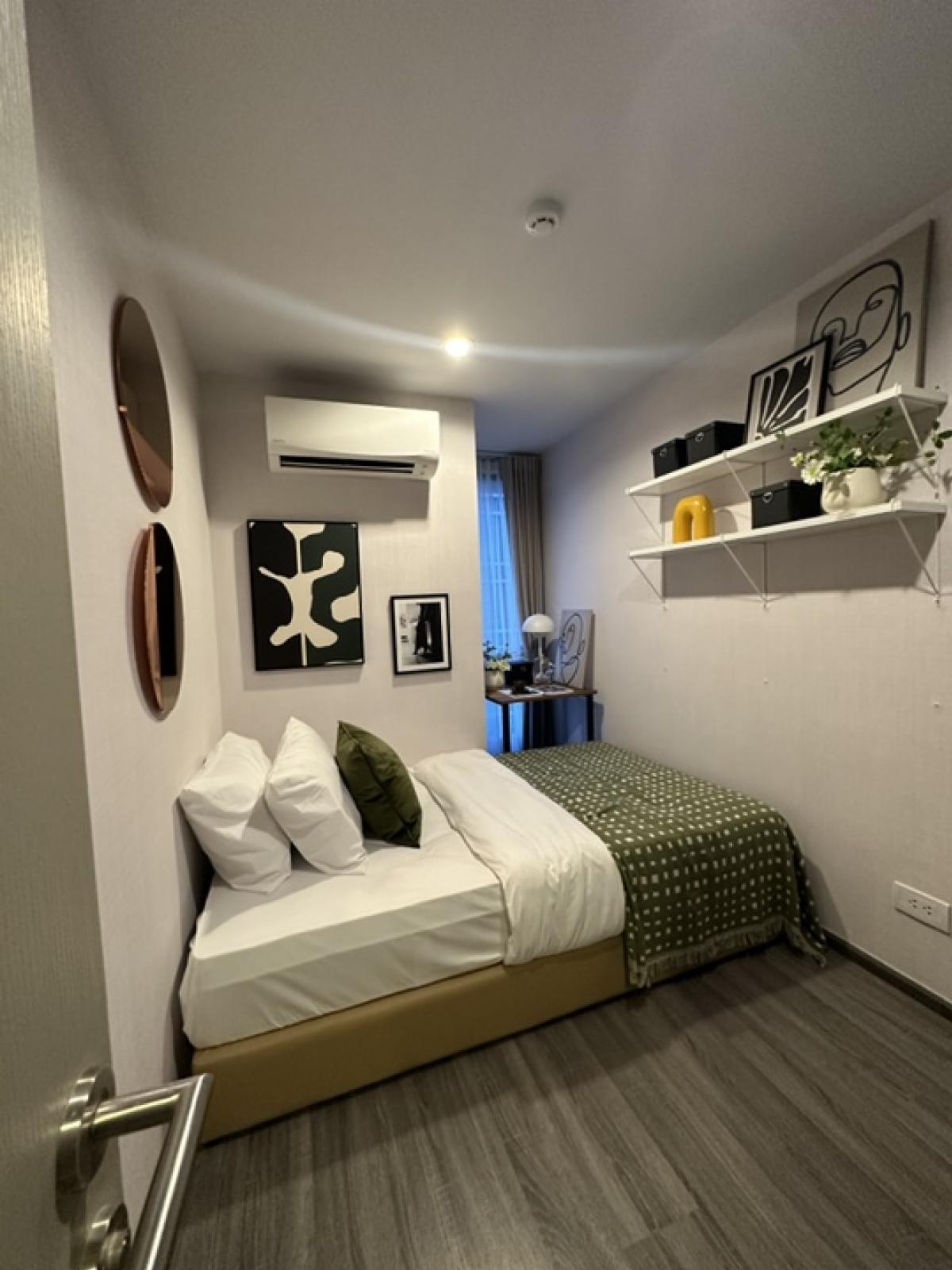 ขายคอนโดสุขุมวิท อโศก ทองหล่อ : For sale ขายห้องตัวอย่าง  ! ideo mobi sukhumvit 40 (ไอดีโอ โมบิ สุขุมวิท 40) 2/2 Bed 51.98 ตร.ม ราคา 7,990,000 บาท BTS เอกมัย