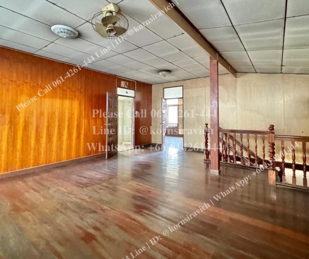 For RentRetail SpaceSukhumvit, Asoke, Thonglor : Rent a single house, do business, park 10 cars, Soi Thonglor, Sukhumvit 55, Khlong Tan Nuea, Watthana District, Bangkok