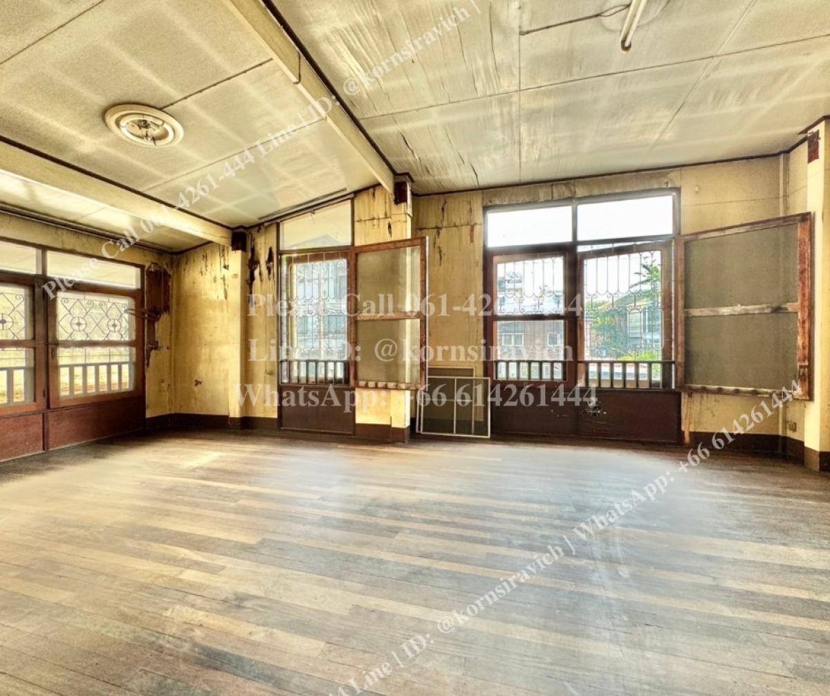 For RentRetail SpaceSukhumvit, Asoke, Thonglor : Rent a single house, do business, park 10 cars, Soi Thonglor, Sukhumvit 55, Khlong Tan Nuea, Watthana District, Bangkok