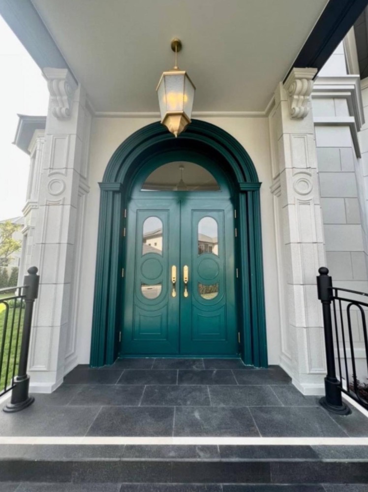 ขายบ้านพัฒนาการ ศรีนครินทร์ : 🔥🔥 𝐅𝐎𝐑 𝐒𝐀𝐋𝐄 : 𝐍𝐎𝐇𝐎.𝟓!!  𝐏𝐫𝐢𝐜𝐞 𝟕𝟐.𝟓𝐦𝐛, 𝟒 𝐁𝐞𝐝𝐬 𝟓 𝐁𝐚𝐭𝐡𝐬 𝟒𝐏𝐚𝐫𝐤𝐢𝐧𝐠,  𝟓𝟓𝟒𝐬𝐪𝐦 : 𝐁𝐞𝐬𝐭 𝐏𝐫𝐢𝐜𝐞 !! 𝐍𝐚𝐫𝐚𝐬𝐢𝐫𝐢 กรุงเทพกรีฑา ☎️ 𝟎𝟗𝟓𝟗𝟒𝟏𝟓𝟗𝟗𝟗