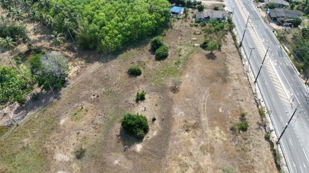 ขายที่ดินหัวหิน ประจวบคีรีขันธ์ : 💥ขายที่ดินสวยต่ำกว่าตลาด ขนาด 15 ไร่ 2 งาน 2.8 ตารางวา สร้างปั๊มน้ำมันได้