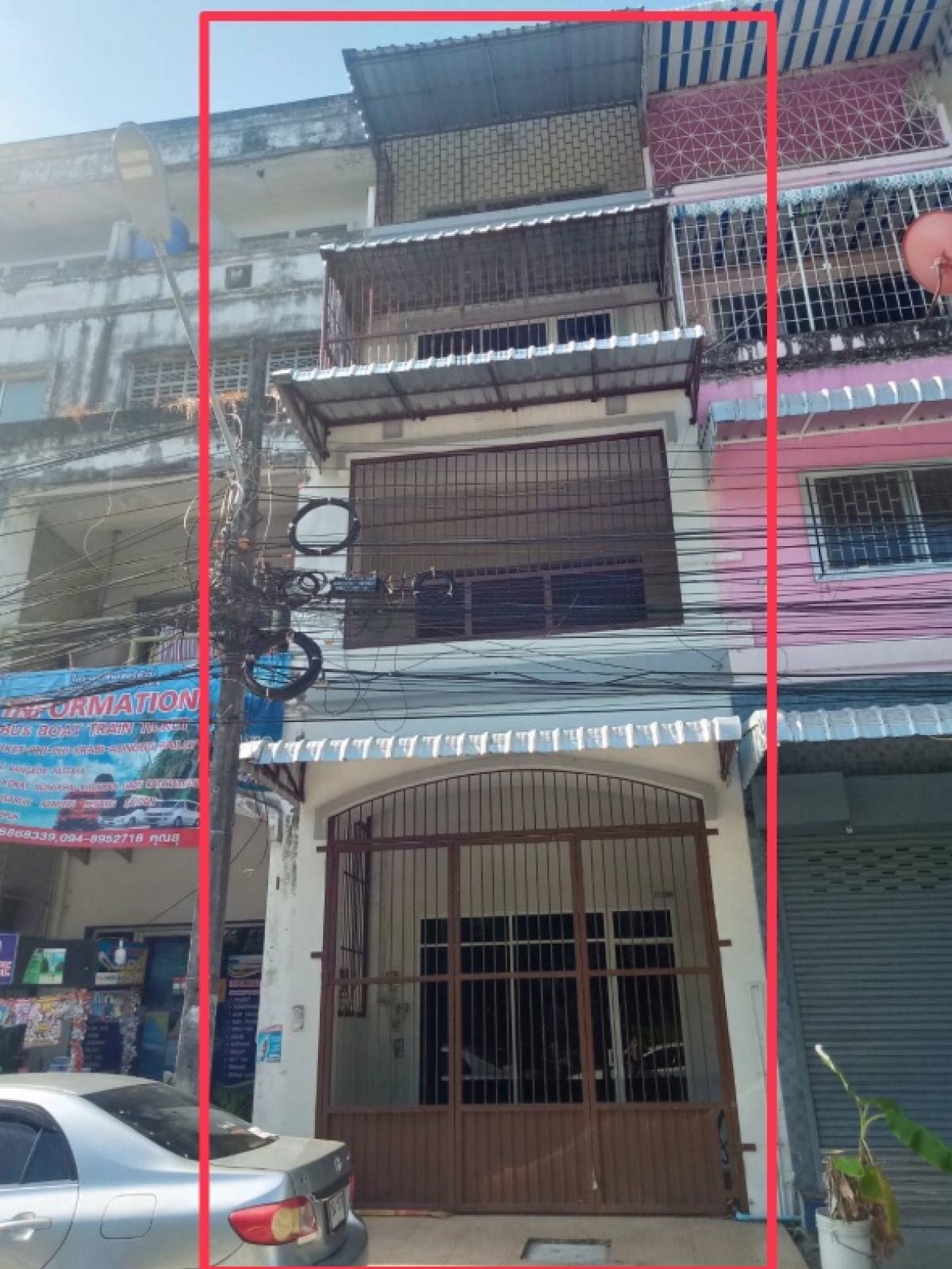 ให้เช่าอาคารพาณิชย์ภูเก็ต : ให้เช่า อาคารพาณิชย์ 4 ชั้น (เพิ่ง renovated) ตรงข้ามขนส่งภูเก็ต