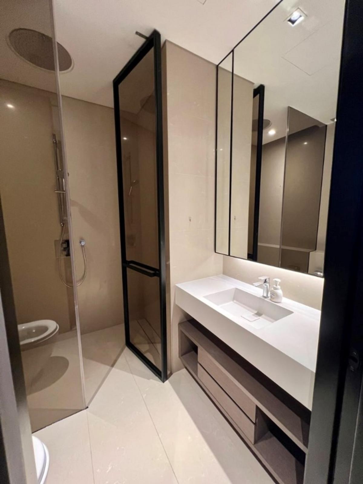 For SaleCondoWongwianyai, Charoennakor : Banyan Tree Residence Riverside Bangkok