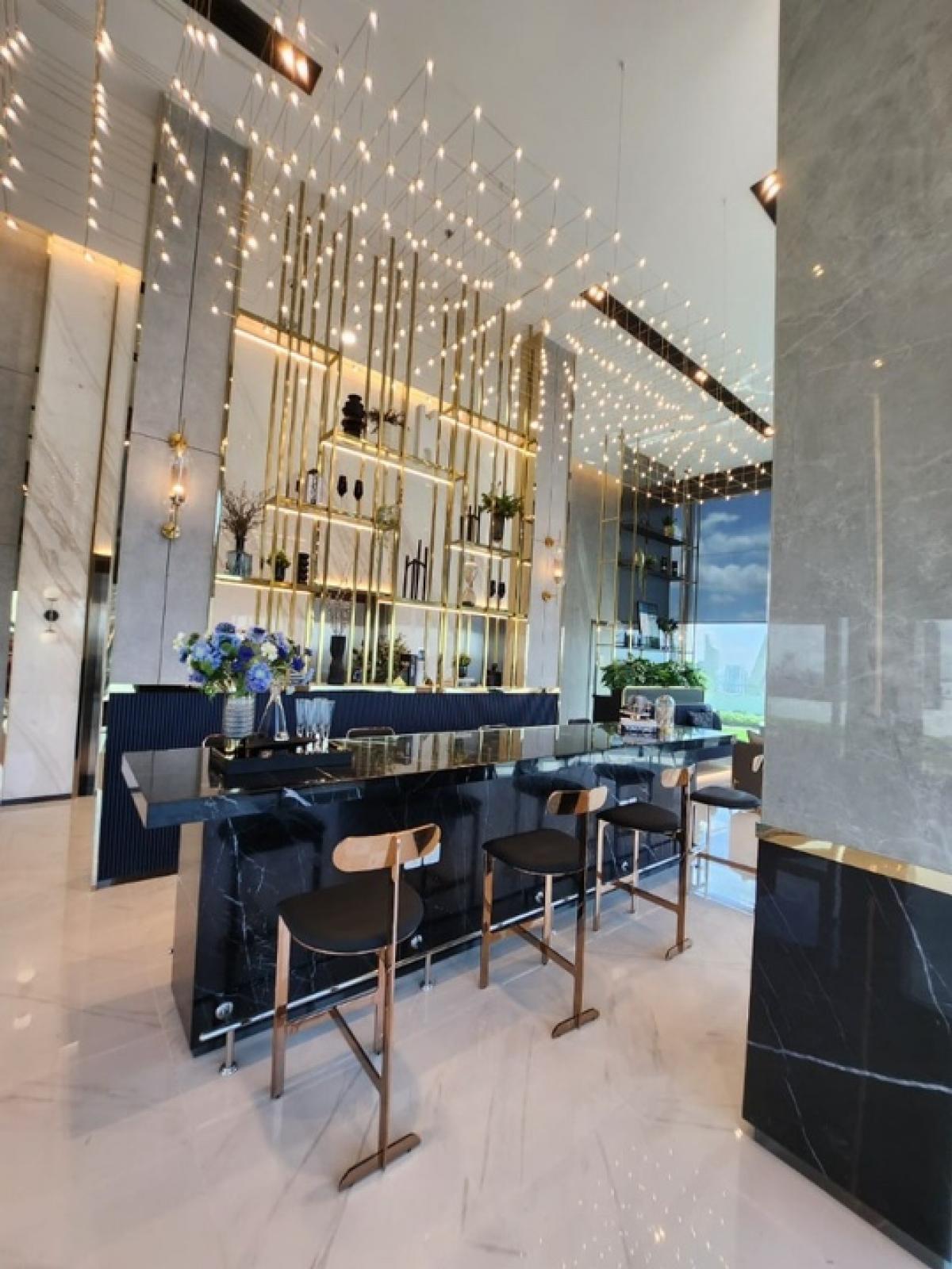 ให้เช่าคอนโดสยาม จุฬา สามย่าน : 🔥ให้เช่าด่วน🔥ศุภาลัย พรีเมียร์ สี่พระยา - สามย่าน ห้องกว้าง ย่านธุรกิจ เฟอร์ครบ พร้อมอยู่