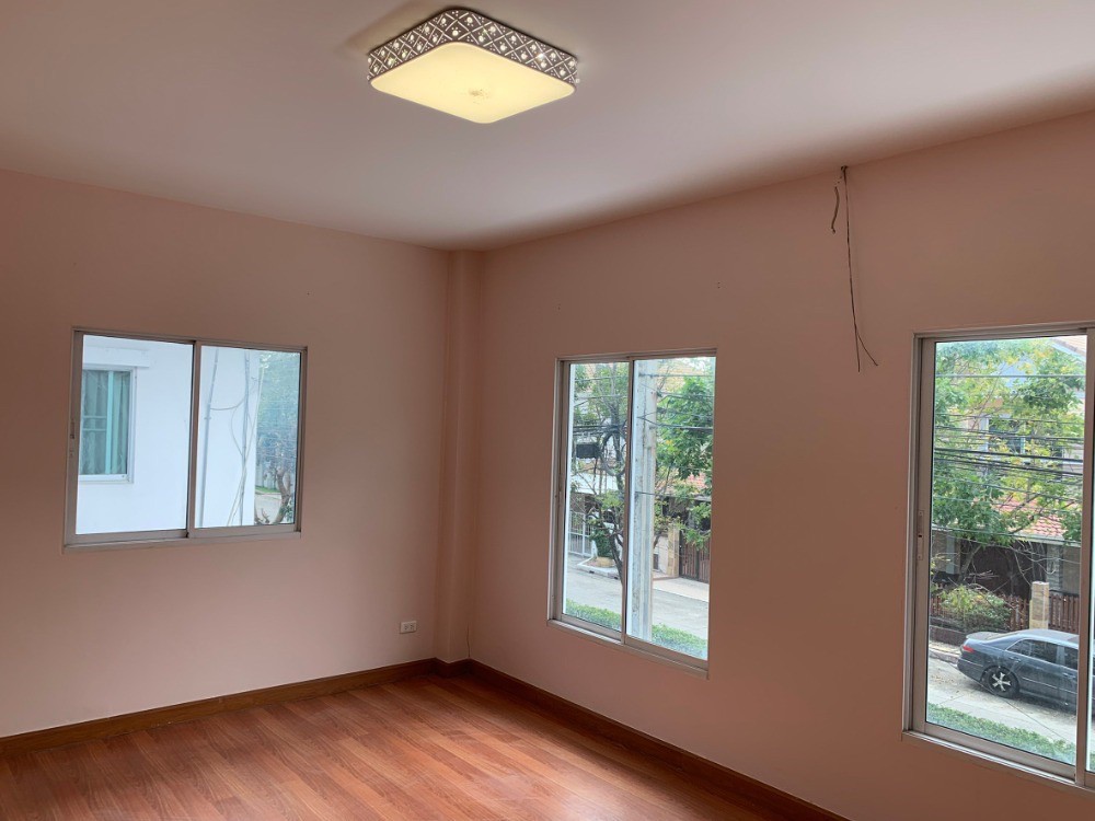 ขายบ้านนวมินทร์ รามอินทรา : S-LCOR101 ขาย บ้านเดี่ยว แลนซีโอ วงแหวนรามอินทรา 2ชั้น ขนาด 60.1ตร.ว/108.9ตรม. 3นอน 3น้ำ 5.2ล้าน 064-959-8900