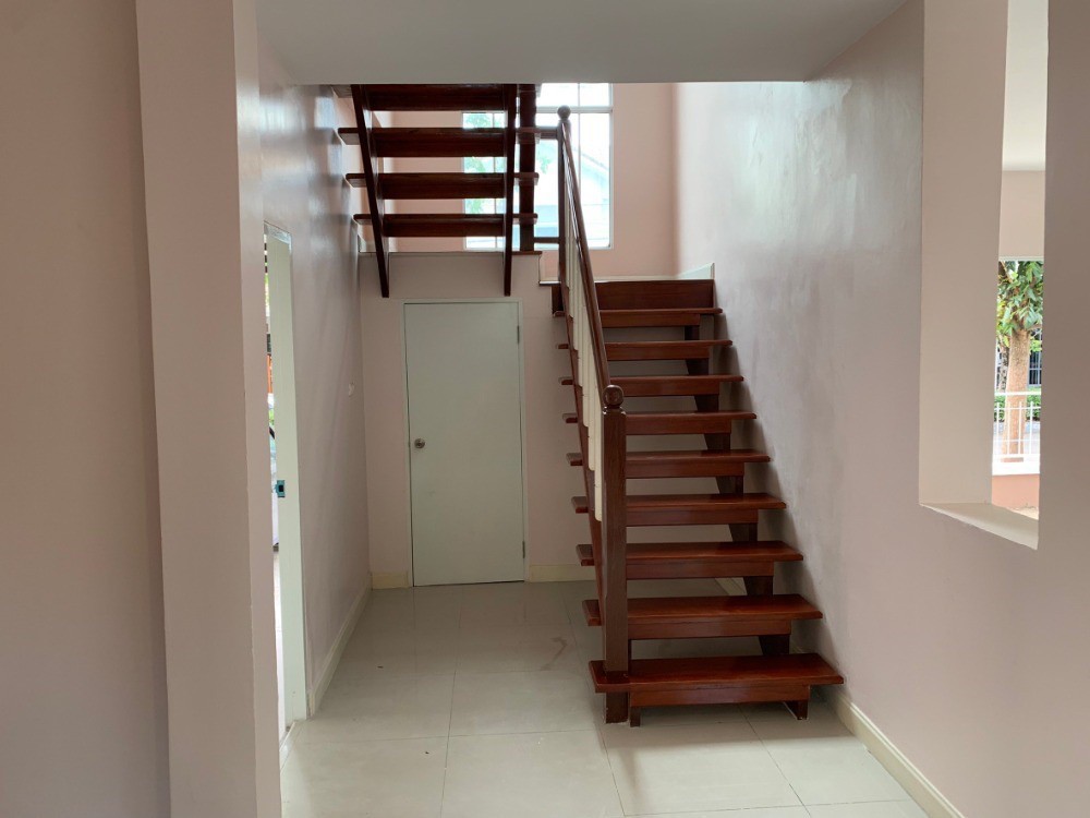 ขายบ้านนวมินทร์ รามอินทรา : S-LCOR101 ขาย บ้านเดี่ยว แลนซีโอ วงแหวนรามอินทรา 2ชั้น ขนาด 60.1ตร.ว/108.9ตรม. 3นอน 3น้ำ 5.2ล้าน 064-959-8900