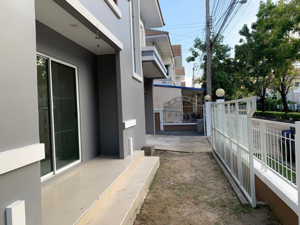 ขายบ้านนวมินทร์ รามอินทรา : S-LCOR101 ขาย บ้านเดี่ยว แลนซีโอ วงแหวนรามอินทรา 2ชั้น ขนาด 60.1ตร.ว/108.9ตรม. 3นอน 3น้ำ 5.2ล้าน 064-959-8900