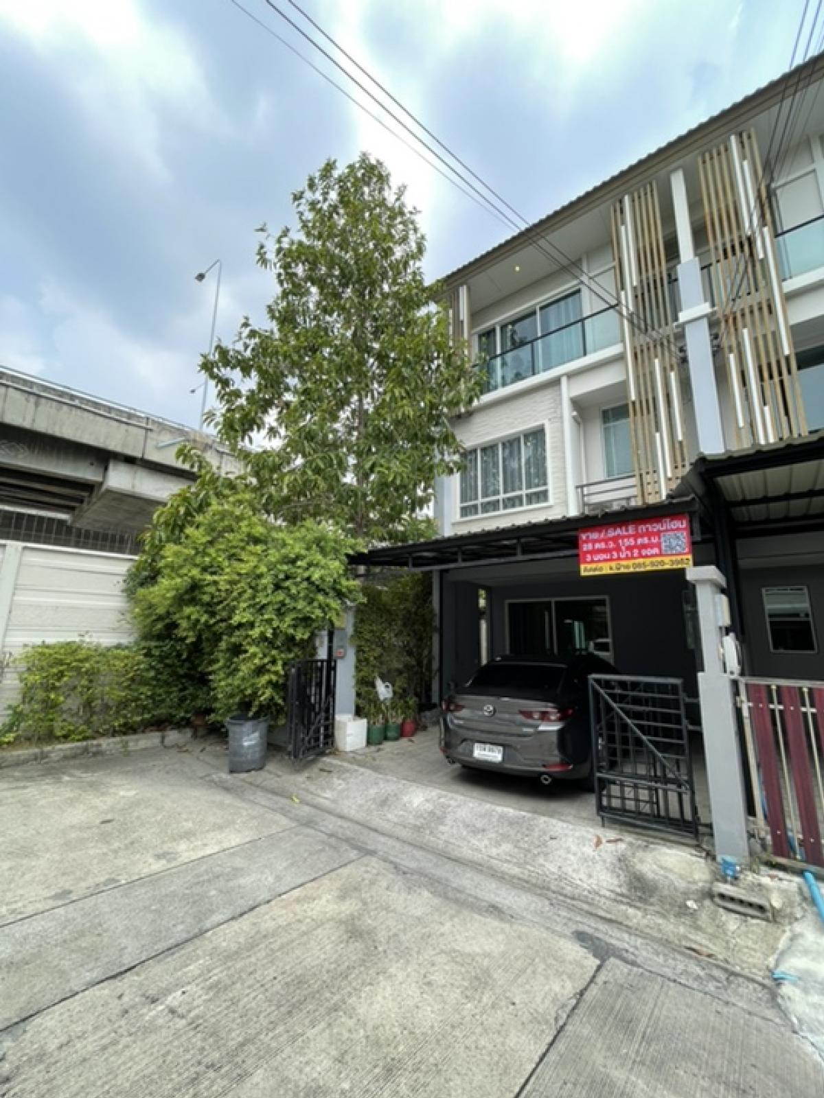 For SaleTownhomeChaengwatana, Muangthong : 🏘️ Urgent sale 🏡 Townhome.. The Plant City Chaengwattana ⛩ Corner house + garden 🌳 3 bedrooms, 3 bathrooms, 28 sq m, beautiful