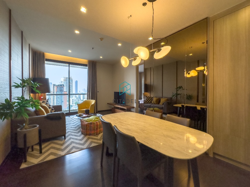 ให้เช่าคอนโดสุขุมวิท อโศก ทองหล่อ : The XXXIX by Sansiri - Nicely Furnished 2 Beds Condo for Rent!