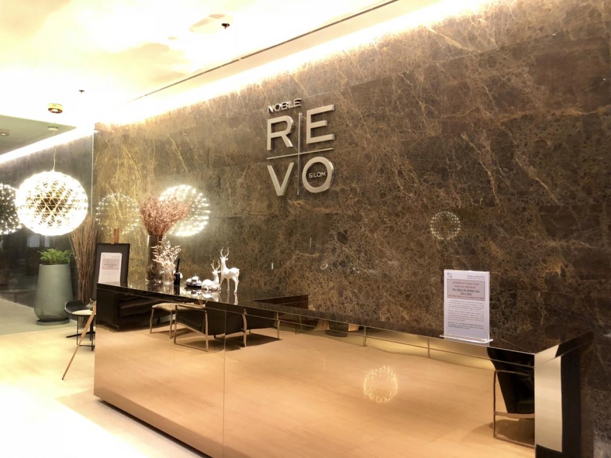 For RentCondoSathorn, Narathiwat : 🔥For urgent rent🔥Noble Silom Revo, fully furnished, open view, near BTS Surasak 150 meters, ready to move in