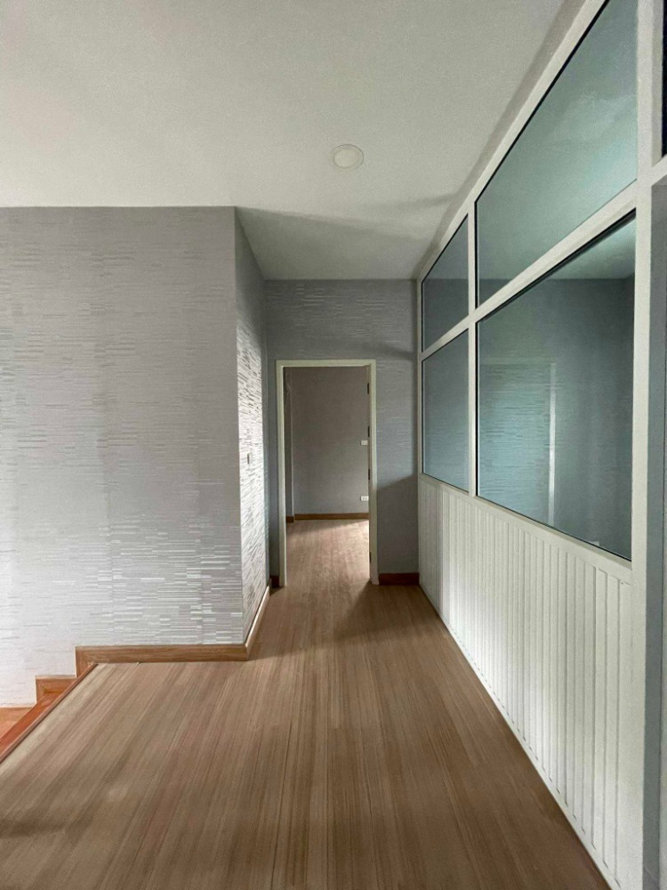 ขายบ้านสมุทรปราการ สำโรง : S-LEN101 ขาย บ้านเดี่ยว โครงการ เลอนีโอทู ศรีนครินทร์  ขนาด 78.4 ตรว. 2ชั้น  พื้นที่ใช้สอย 245 ตรม. 3นอน 3น้ำ 11.9ล้าน 064-959-8900