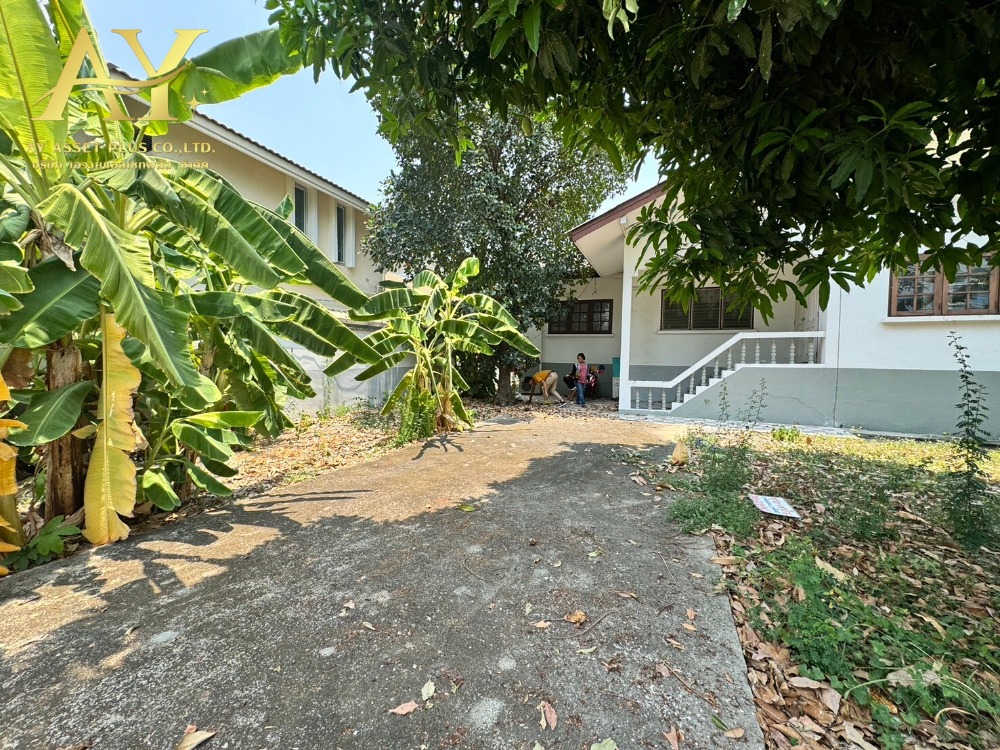 For SaleLandChaengwatana, Muangthong : House for sale with land, 99 sq m, Soi Chaengwattana 15, only 700 meters from the BTS.