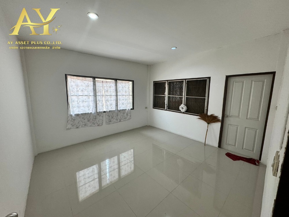 For SaleLandChaengwatana, Muangthong : House for sale with land, 99 sq m, Soi Chaengwattana 15, only 700 meters from the BTS.