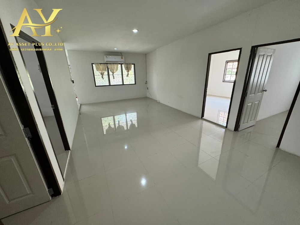 For SaleLandChaengwatana, Muangthong : House for sale with land, 99 sq m, Soi Chaengwattana 15, only 700 meters from the BTS.