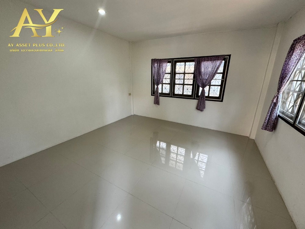 For SaleLandChaengwatana, Muangthong : House for sale with land, 99 sq m, Soi Chaengwattana 15, only 700 meters from the BTS.