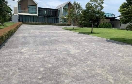 For SaleHouseNawamin, Ramindra : 📢👇Luxury house with private swimming pool Spacious space, decorated in modern style, airy and comfortable. Auspicious house number.