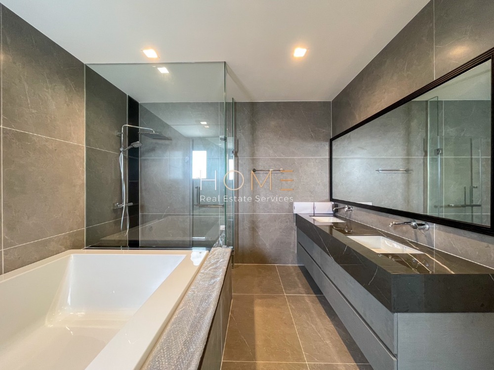 ขายบ้านเกษตร นวมินทร์ ลาดปลาเค้า : บ้านเดี่ยว แกรนด์ บางกอก บูเลอวาร์ด รามอินทรา - เกษตรนวมินทร์ / 5 ห้องนอน (ขาย), Grand Bangkok Boulevard Ramintra - Kaset Nawamin / Detached House 5 Bedrooms (FOR SALE) AA446