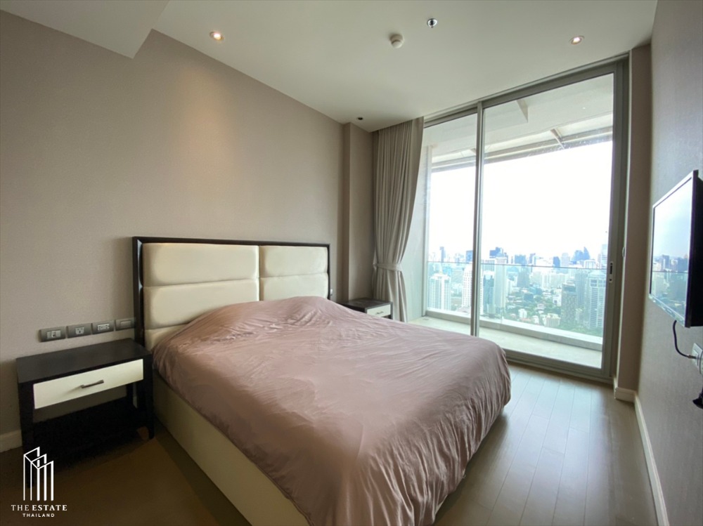 ให้เช่าคอนโดวิทยุ ชิดลม หลังสวน : For rent Magnolias Ratchadamri Boulevard ได้วิวพื้นที่สีเขียวฝั่งราชกรีฑาสโมสร ใกล้ BTS ราชดำริ @90,000 Baht
