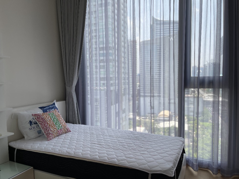 ให้เช่าคอนโดสาทร นราธิวาส : Anil Sathorn 12 Room for Rent 2B2B Corner Room