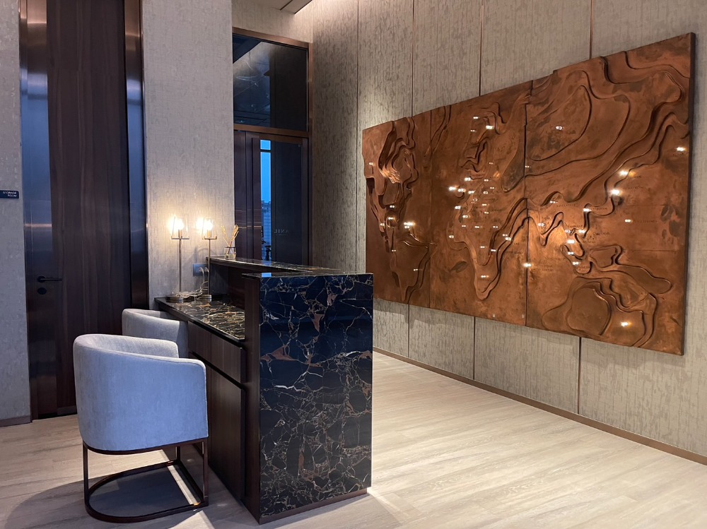 ให้เช่าคอนโดสาทร นราธิวาส : Anil Sathorn 12 Room for Rent 2B2B Corner Room