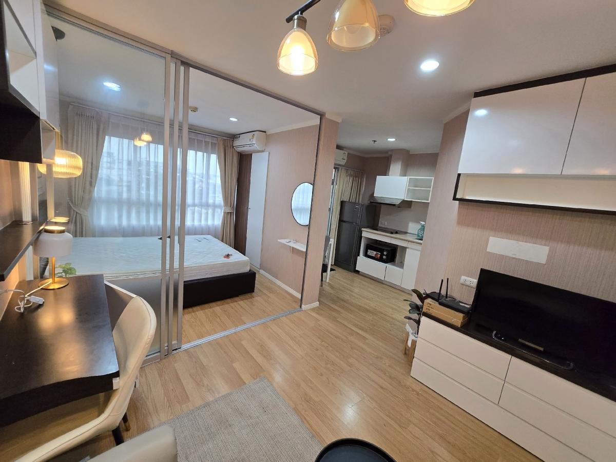 For RentCondoBangna, Bearing, Lasalle : Lumpini Ville Lasalle - Bearing, Building C, 3rd floor **Actual room, not a sample room.