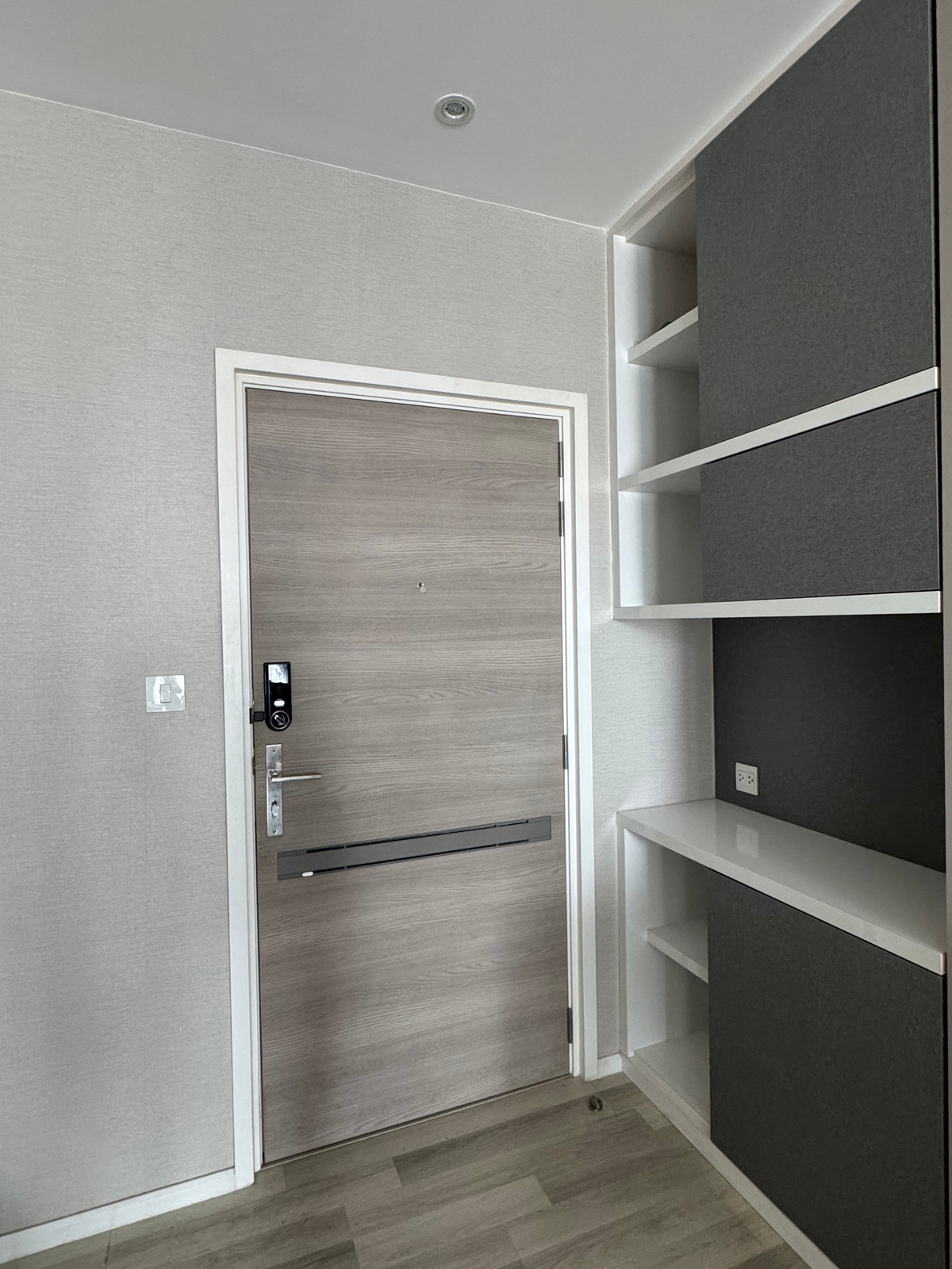 ขายคอนโดสาทร นราธิวาส : ขายคอนโด เดอะคีย์ สาทร - เจริญราษฎร์ BTS-สุรศักดิ์ บางโคล่ เขต บางคอแหลม กรุงเทพ CX-142125