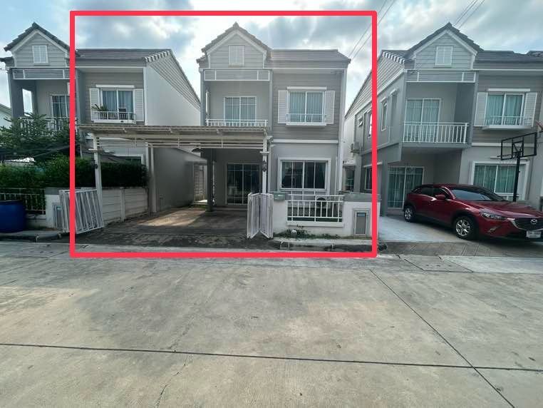 For SalePathum Thani,Rangsit, Thammasat : Very good price!! For sale, Townhouse, The Village, Rangsit-Wongwaen, Lam Luk Ka, Pathum Thani, 28 sq m, near Kanchanaphisek Ring Road Expressway, near the dark green electric train (Mo Chit-Lam Luk Ka)
