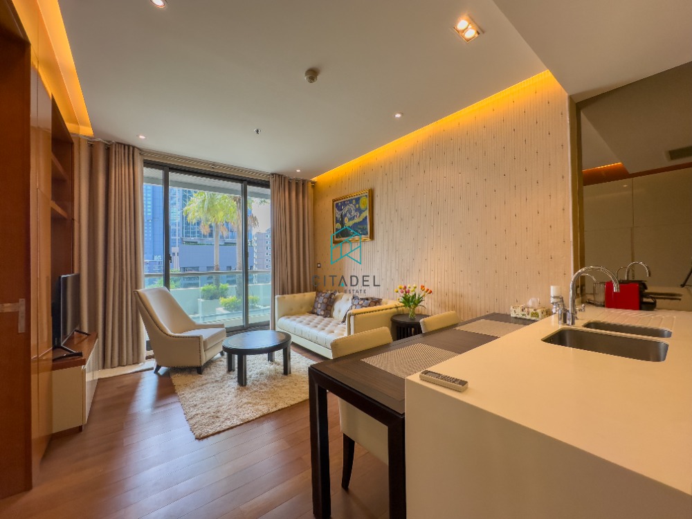 ขายคอนโดสุขุมวิท อโศก ทองหล่อ : The Address Sukhumvit 28 - Fully Furnished 1 Bed Condo for Sale!