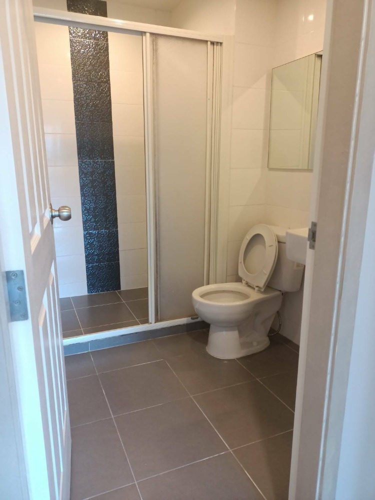 For RentCondoRama9, Petchburi, RCA : Aspire Rama 9 🚋 MRT Rama 9 / 1 bedroom 39 sq m. Room updates every day 📞 Line : @pukkhome (with @)