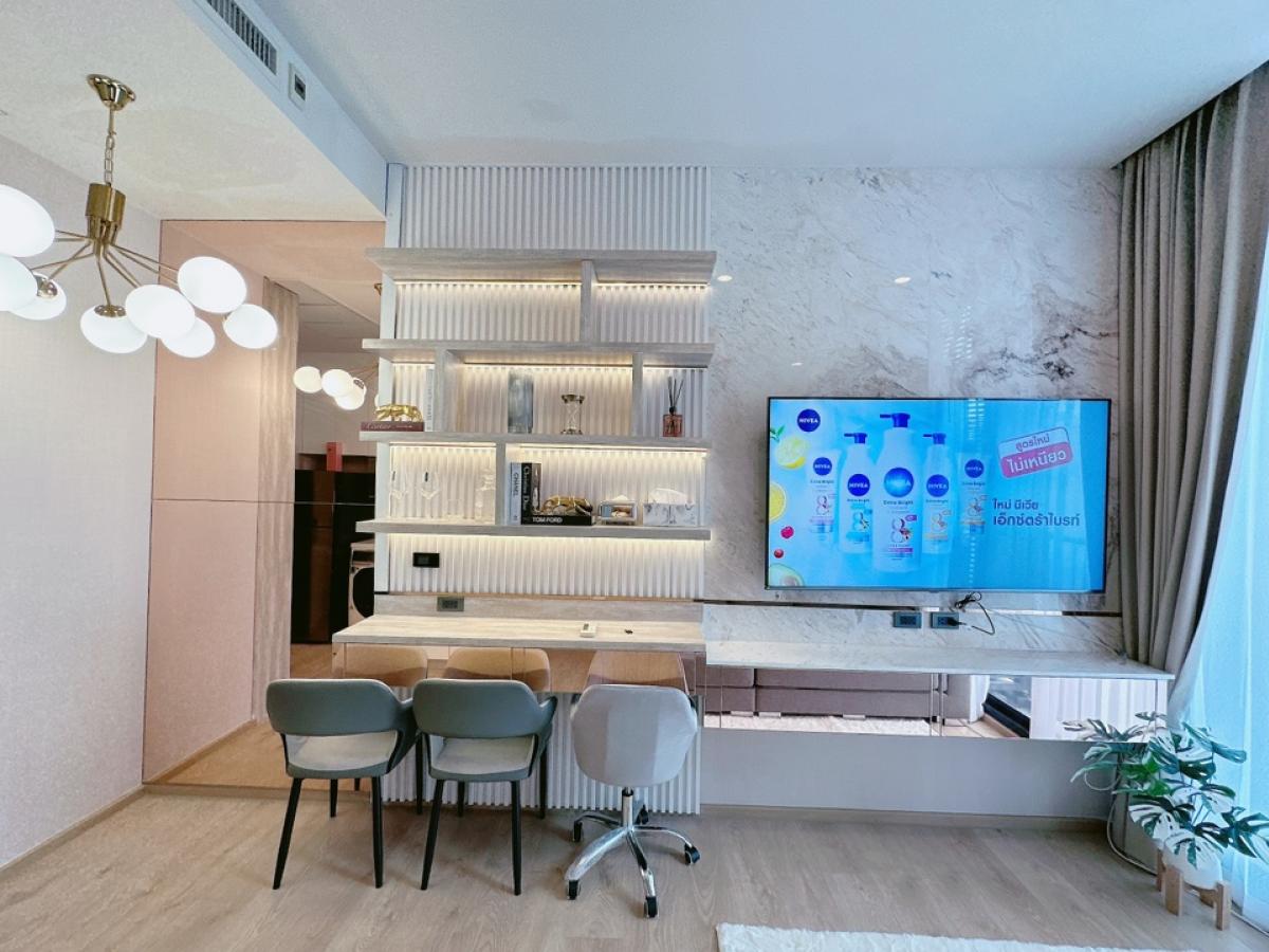 ให้เช่าคอนโดสุขุมวิท อโศก ทองหล่อ : ห้องใหม่ พึ่งตกแต่งเสร็จ พร้อมเข้าอยู่ 26,000 ตกแต่ง  luxury วิวโล้ง ชั้นสูง BTS สุขุมวิท MRT Asoke 095-489-8890 Green